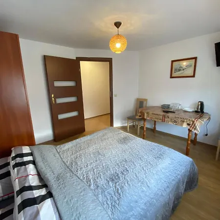 Niutek Guest house *