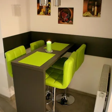 Teczowe Wzgorze Oaza Apartment *