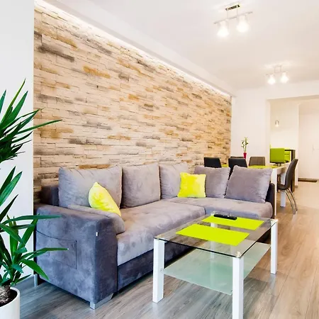 Teczowe Wzgorze Oaza Apartment