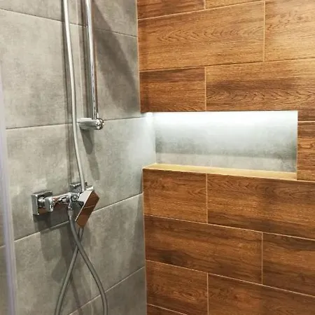 Aparthotel Szarotka *