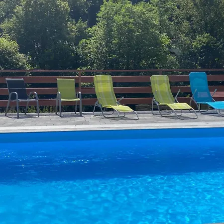 Homestay Apartament I Pokoje Goscinne U Lusi *