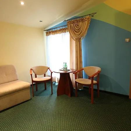 Arka Hotel 2*