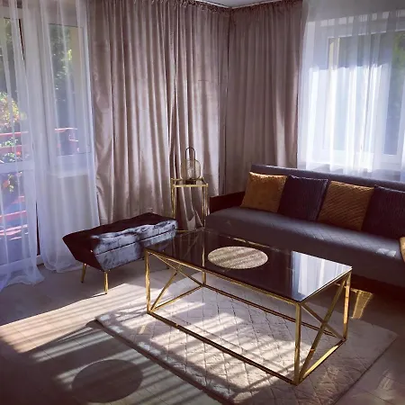 Pod Stara Skocznia Bed & Breakfast *