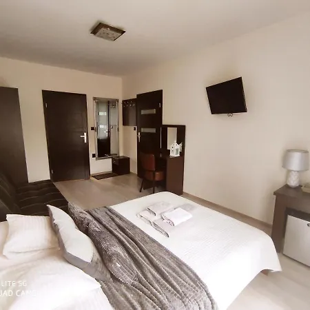 Homestay Raj *