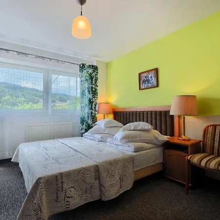 Cyprys - I Z Aneksami - Centrum Homestay