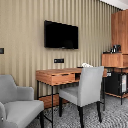 Hotel Vestina 3*