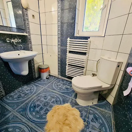 Naskarpie Jacuzzi Sauna Basen Wisla
