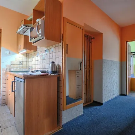 Homestay Cyprys - I Z Aneksami - Centrum