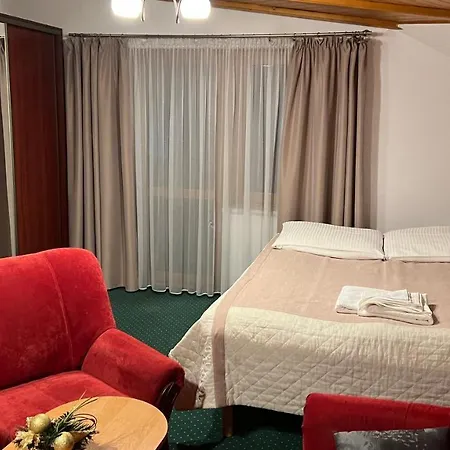 Larysa Agro Bed & Breakfast