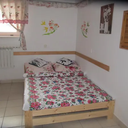 Czarna Owca Guest house