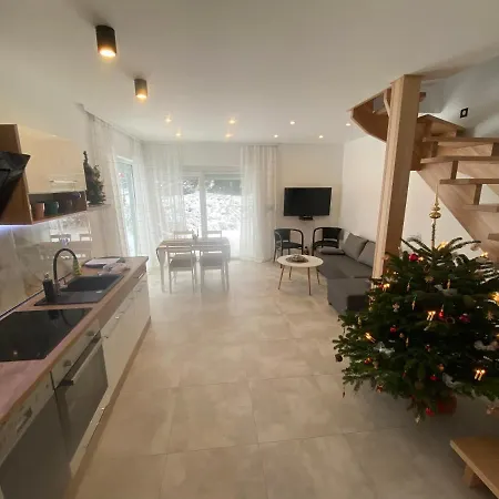 Sloneczna Osada Domki Holiday home Wisla