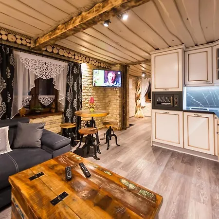 Holiday home U Tadka Dom Z Jacuzzi Na Zielonej *