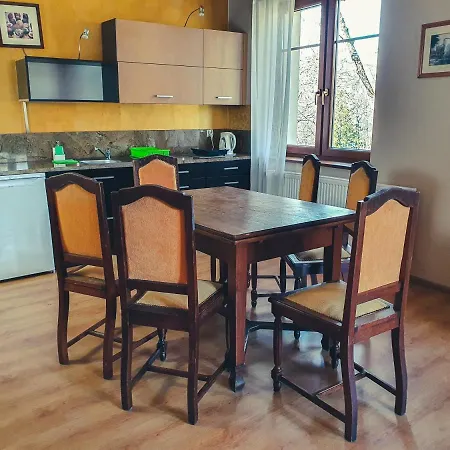 Nad Renesans Apartment
