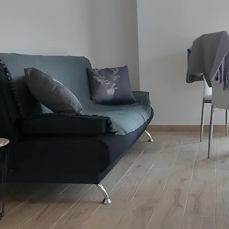 Montania Apartment *