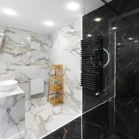 Widokowy Z Jacuzzi I Sauna Na Wylacznosc - Sikorowka - Dobre Miejsce