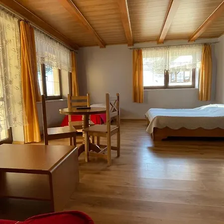 Homestay Dina Wisla