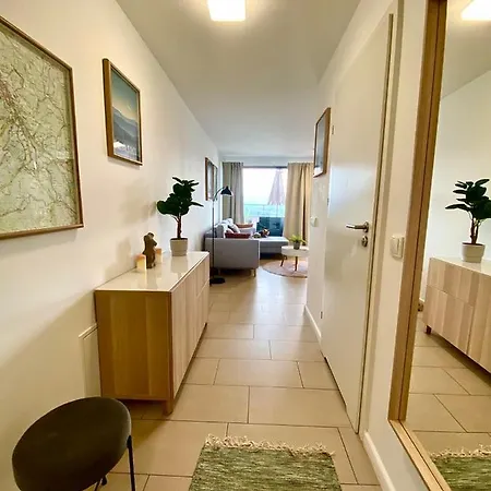 Bukove Apartment *