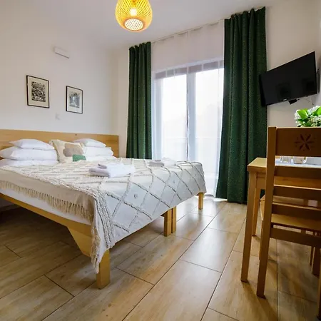 Bed & Breakfast Cudne Manowce *