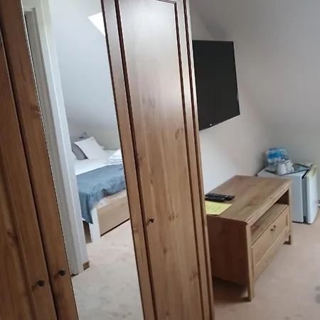 Lusia Bed & Breakfast *