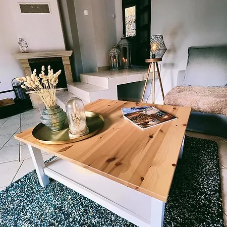 Bialy Partecznik Holiday home