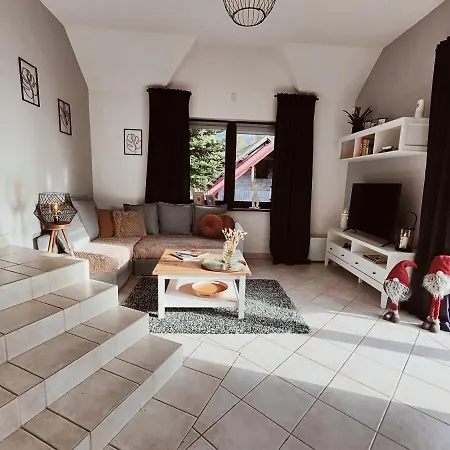 Bialy Partecznik Holiday home