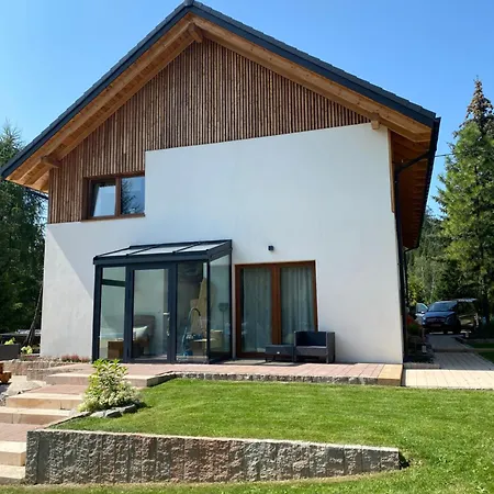 Ogrodkowa 5 C Apartment *