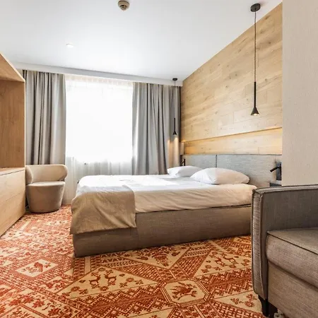 Premium Hotel 3*