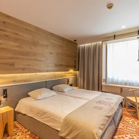 Premium Hotel 3*