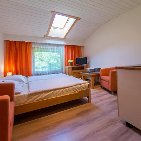 Emilia Homestay