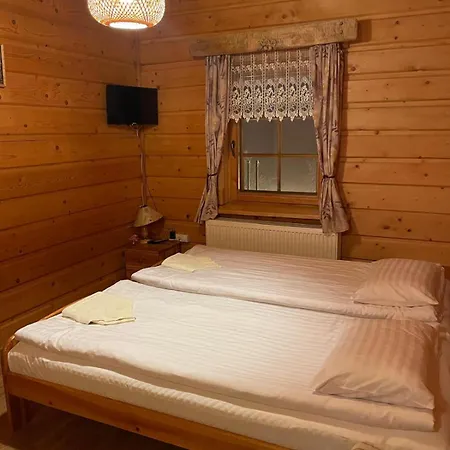 Bed & Breakfast Zagroda Lepiarzowka *