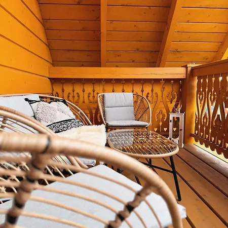 Apartment Na Soszowie: Scenic Retreat With Hot Tub & Sauna, Near Slopes Wisla