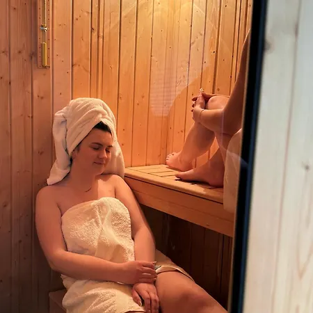 Na Soszowie: Scenic Retreat With Hot Tub & Sauna, Near Slopes