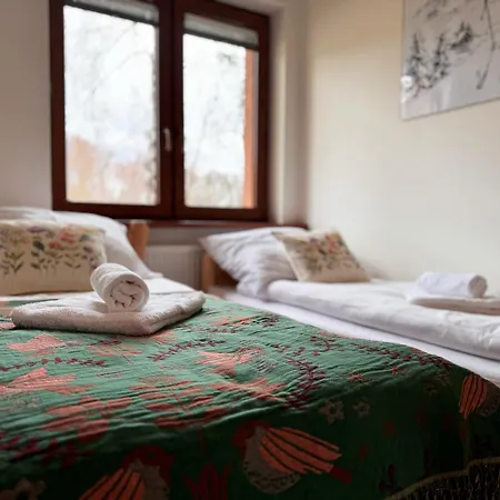 Na Soszowie: Scenic Retreat With Hot Tub & Sauna, Near Slopes Apartment *