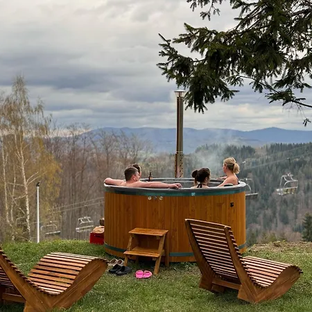 Na Soszowie: Scenic Retreat With Hot Tub & Sauna, Near Slopes Apartment *