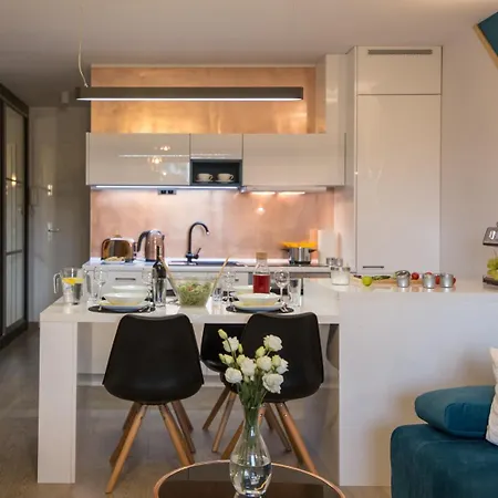 Apartview Premium By Rent Like Aparthotel