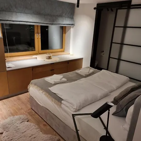 74 Bed & Breakfast