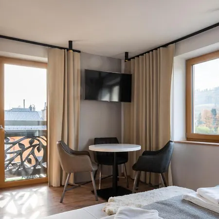 Bed & Breakfast 74 *