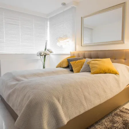 Aparthotel Apartview By Rent Like