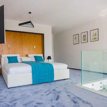 Apartview By Rent Like Aparthotel