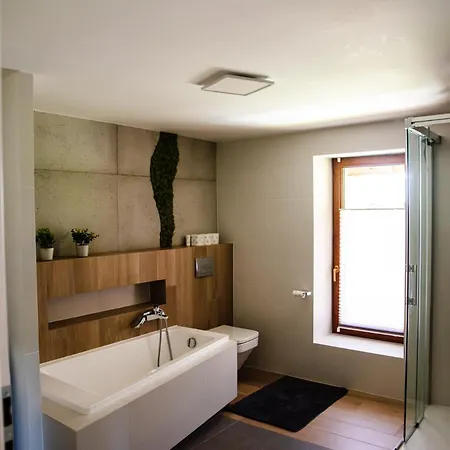 Ogrodkowa 5 C Apartment