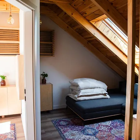Ogrodkowa 5 C Apartment *