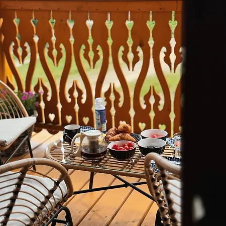 Apartment Na Soszowie: Scenic Retreat With Hot Tub & Sauna, Near Slopes *