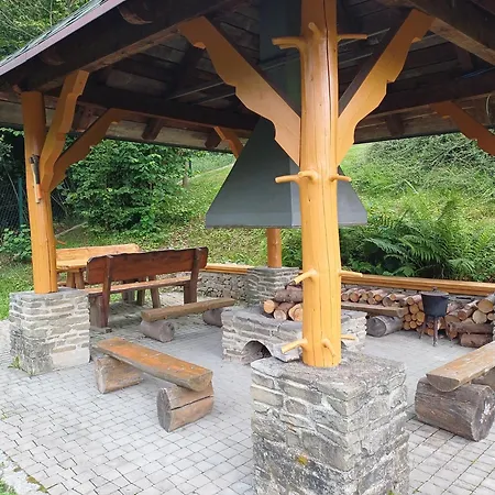 Holiday home U Chowaniaka - Drewniany *