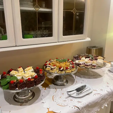 Bed & Breakfast Pod Stara Skocznia *