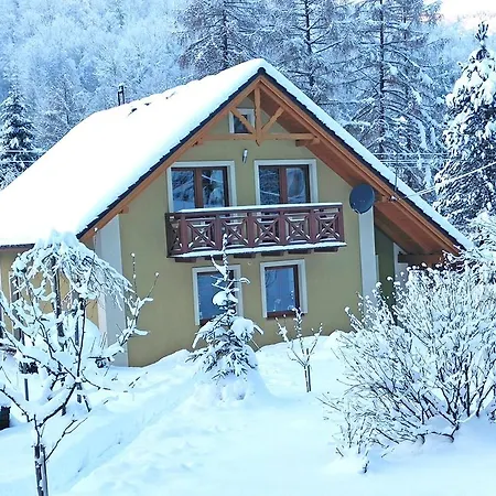Na Lesnej Apartment