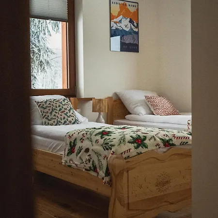 Apartment Na Soszowie: Scenic Retreat With Hot Tub & Sauna, Near Slopes *