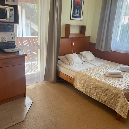 Stenia Bed & Breakfast *