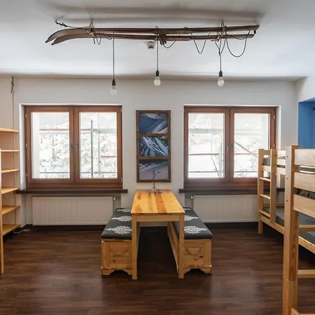 Schronisko Pttk Przyslop Pod Barania Gora Hostel Wisla