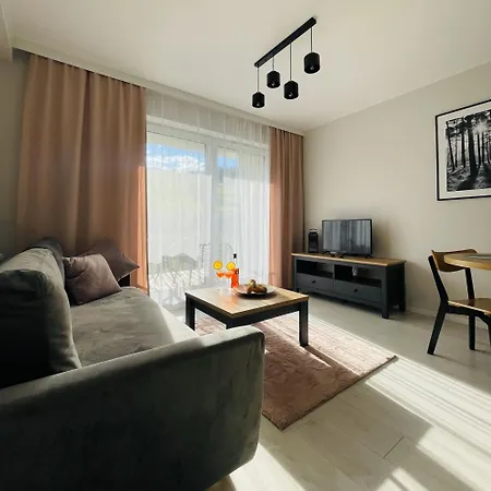 Apartment Spokojna 18 *