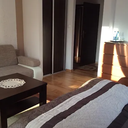 Pod Stara Skocznia Bed & Breakfast *